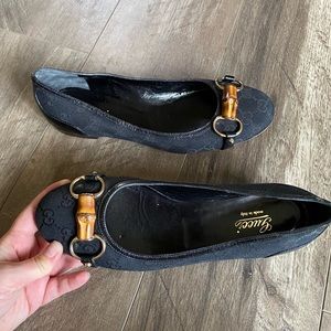 Gucci Bamboo Horsebit Logo Flat Black 8.  Wore once